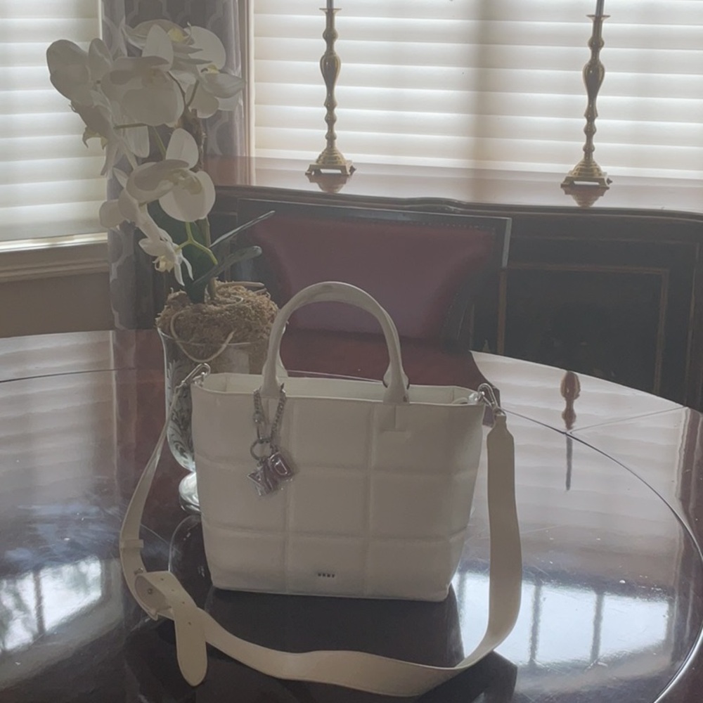 Elegant White Handbag